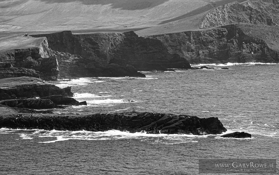 Cliffs-by-Valencia-Island.jpg