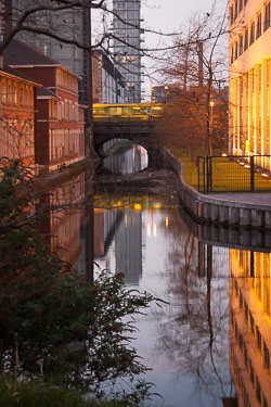 The-Grand-Canal,-Dublin.jpg