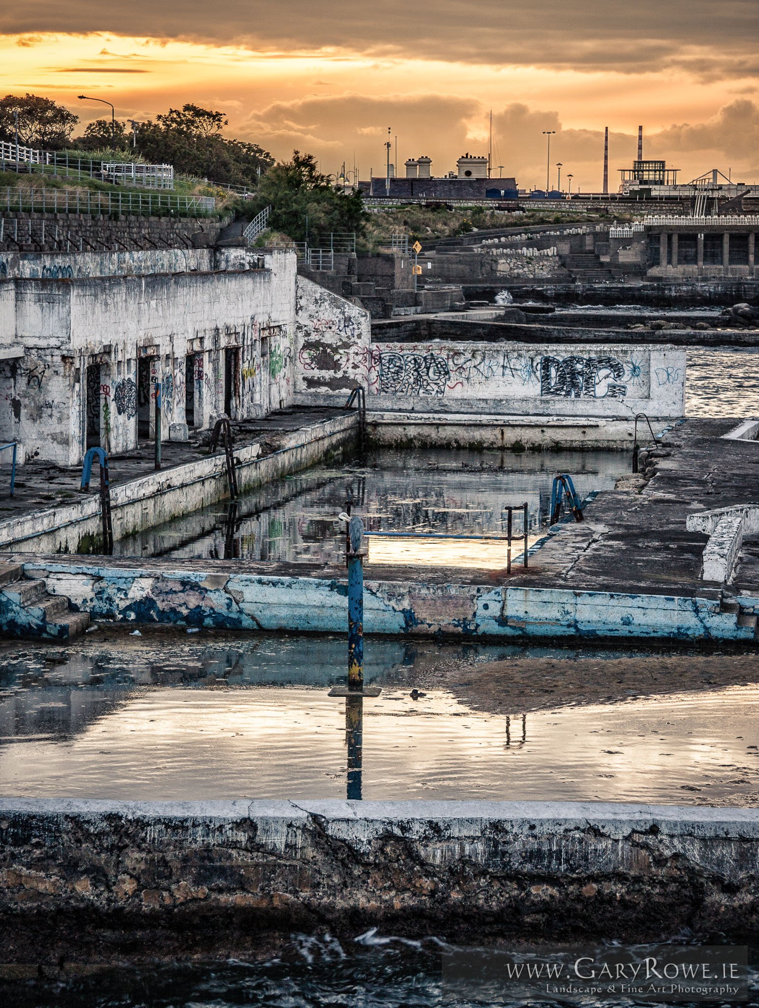 Dun-Laoghaire-Baths-II.jpg